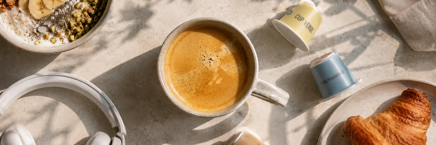 kaffee-crossaint-cup-verde