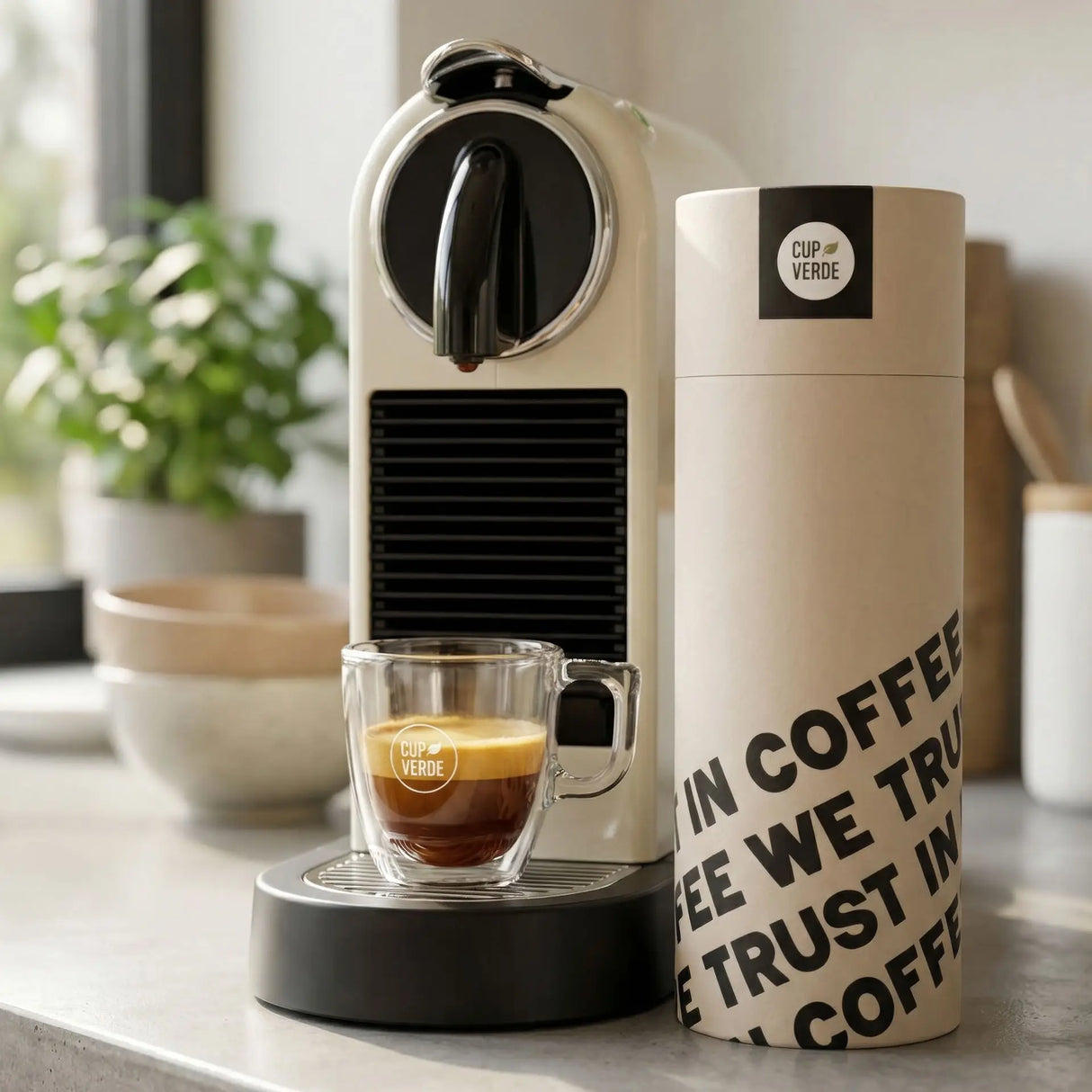 kapseldose-beige-kaffeemaschine-cup-verde