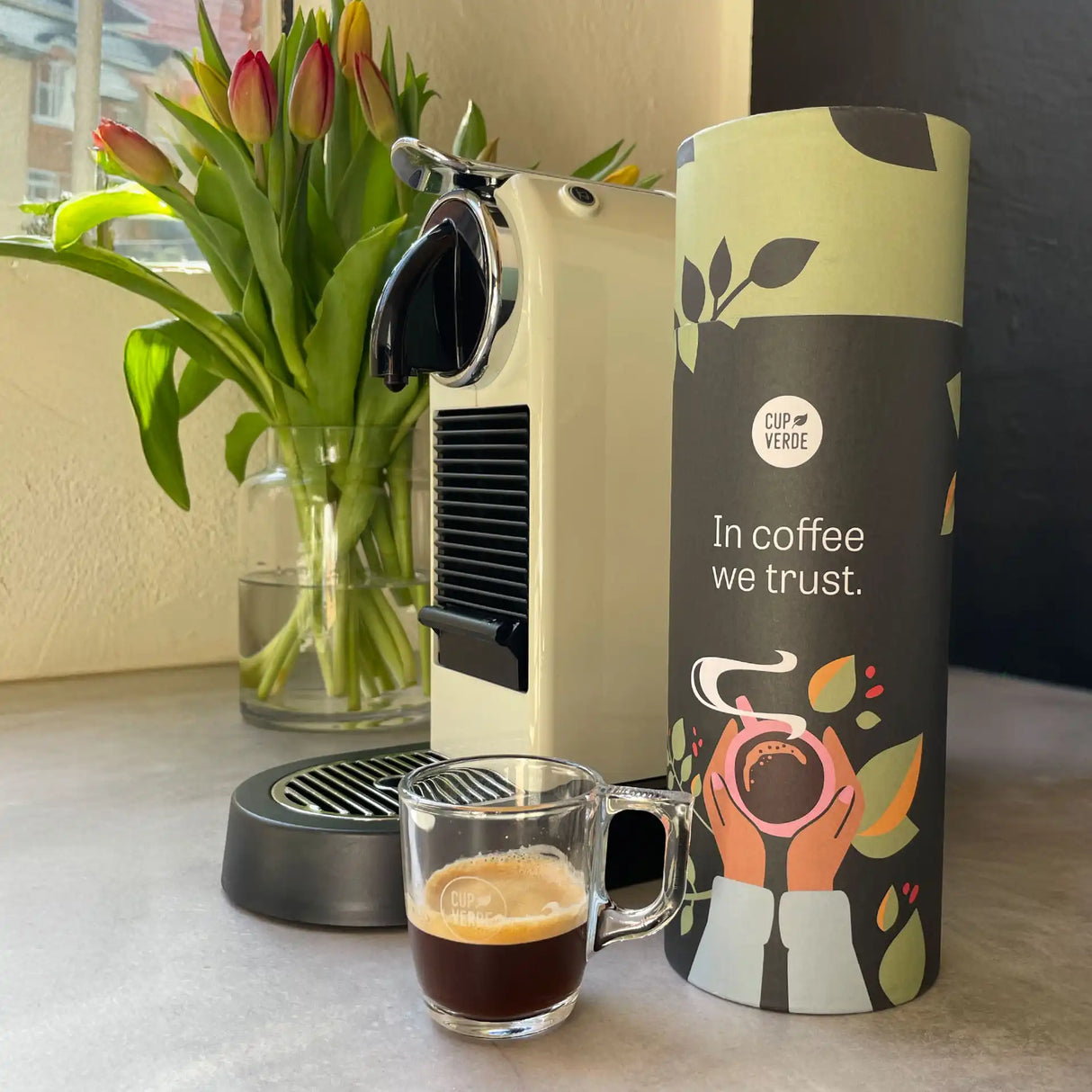 kaffeemaschine-grüne-kapseldose-cup-verde